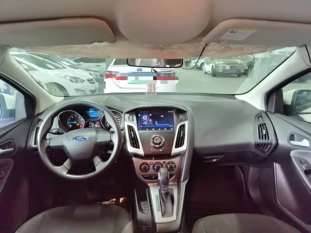 Ford Focus — миниатюра 14
