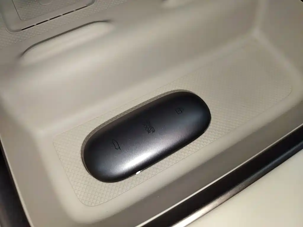Li Auto Li MEGA — миниатюра 9