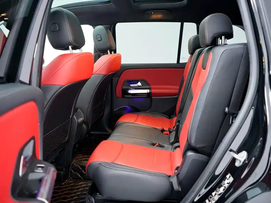 Mercedes-Benz GLB AMG — миниатюра 7