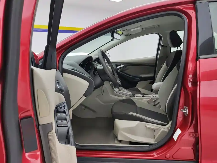 Ford Focus — миниатюра 9