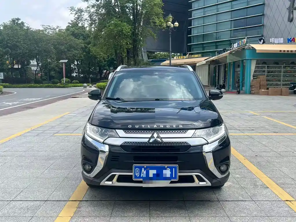 Mitsubishi Outlander 2.0L 2WD Enjoy Edition 7 seats China VI, фото 3