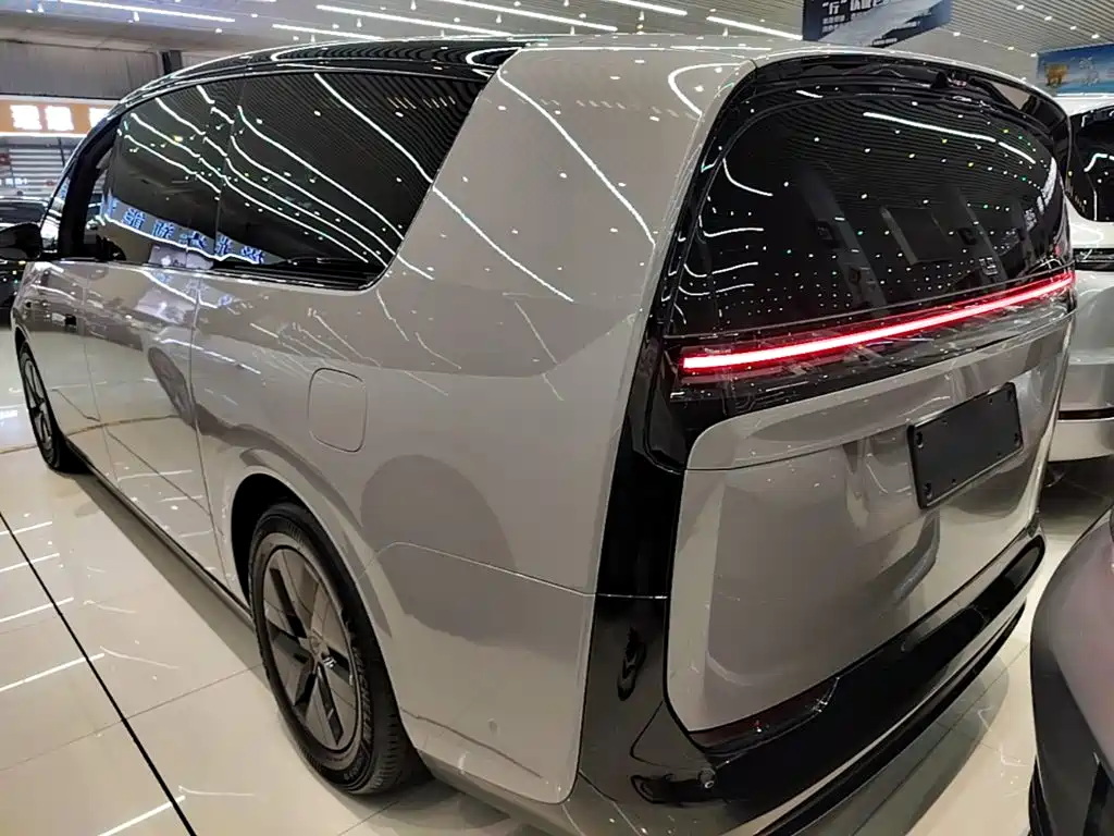 Li Auto Li MEGA — миниатюра 5