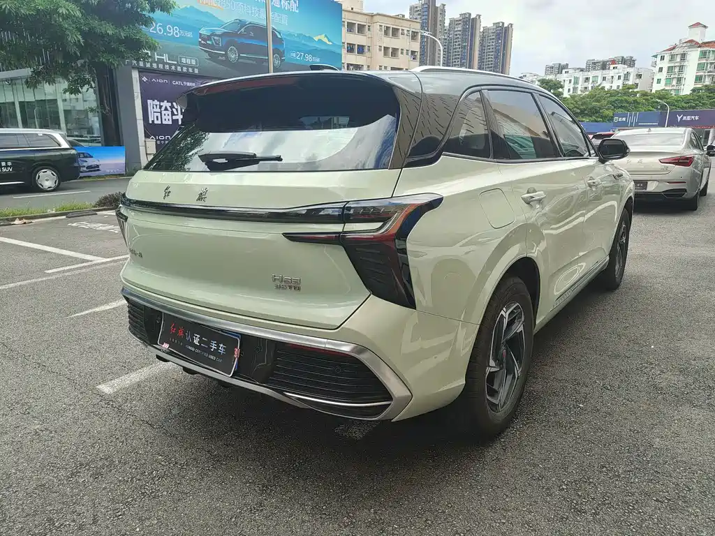 Hongqi Hongqi HS3 — миниатюра 5