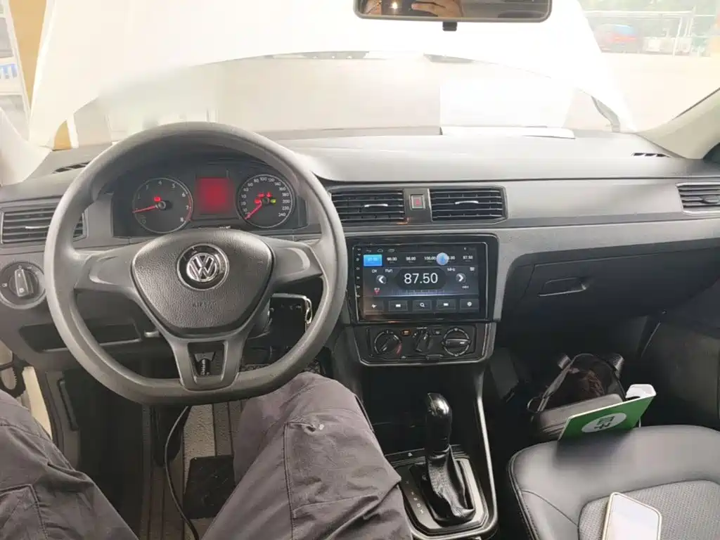 Volkswagen Santana — миниатюра 10