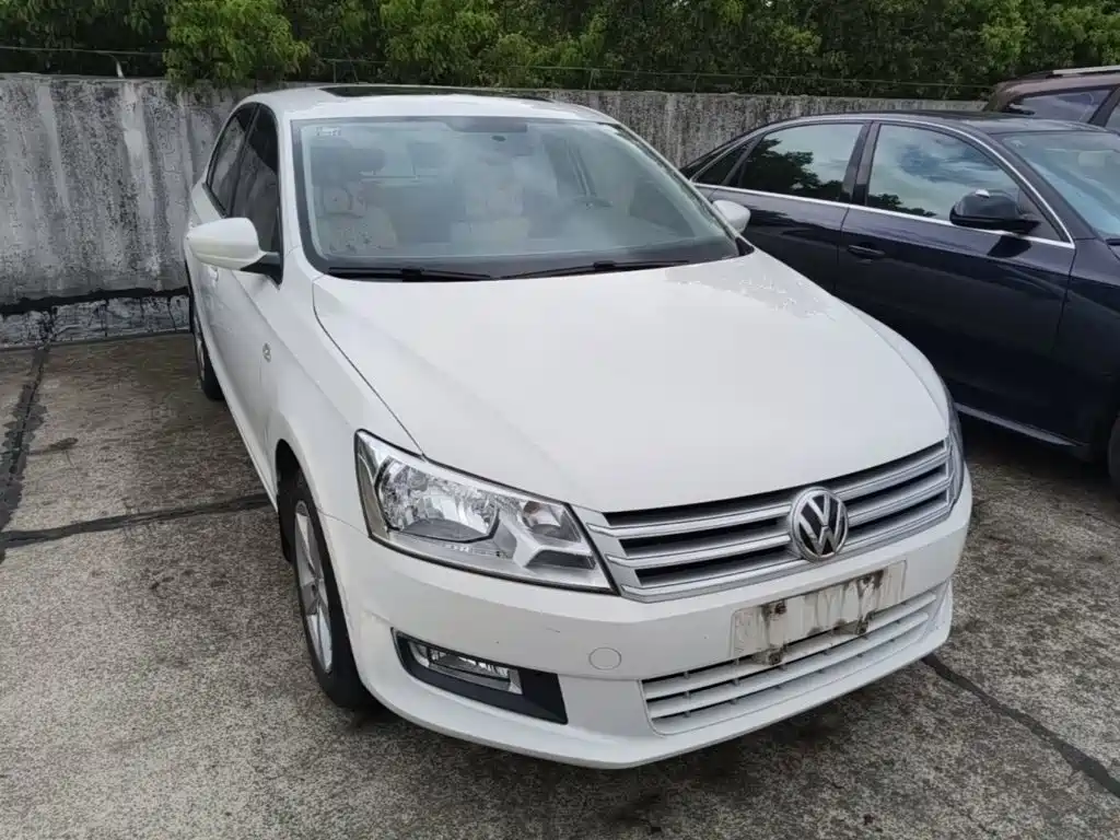 Volkswagen Santana — миниатюра 4