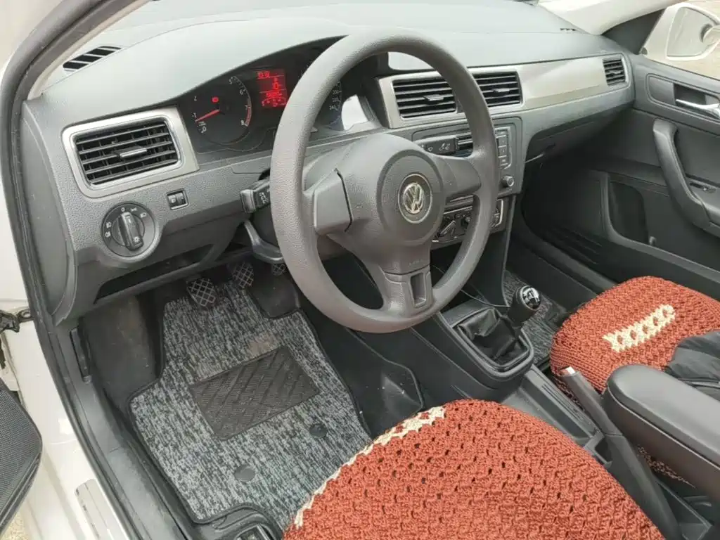 Volkswagen Santana — миниатюра 10