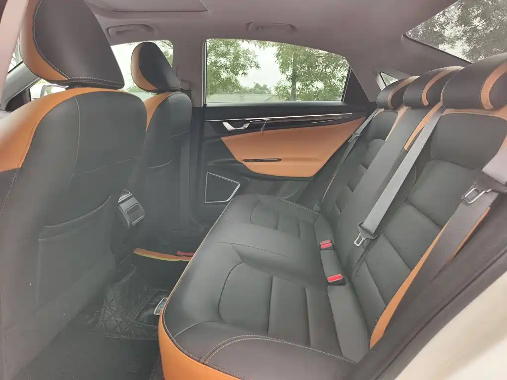 Geely Emgrand GL — миниатюра 16