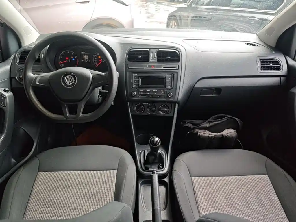 Volkswagen Polo — миниатюра 10