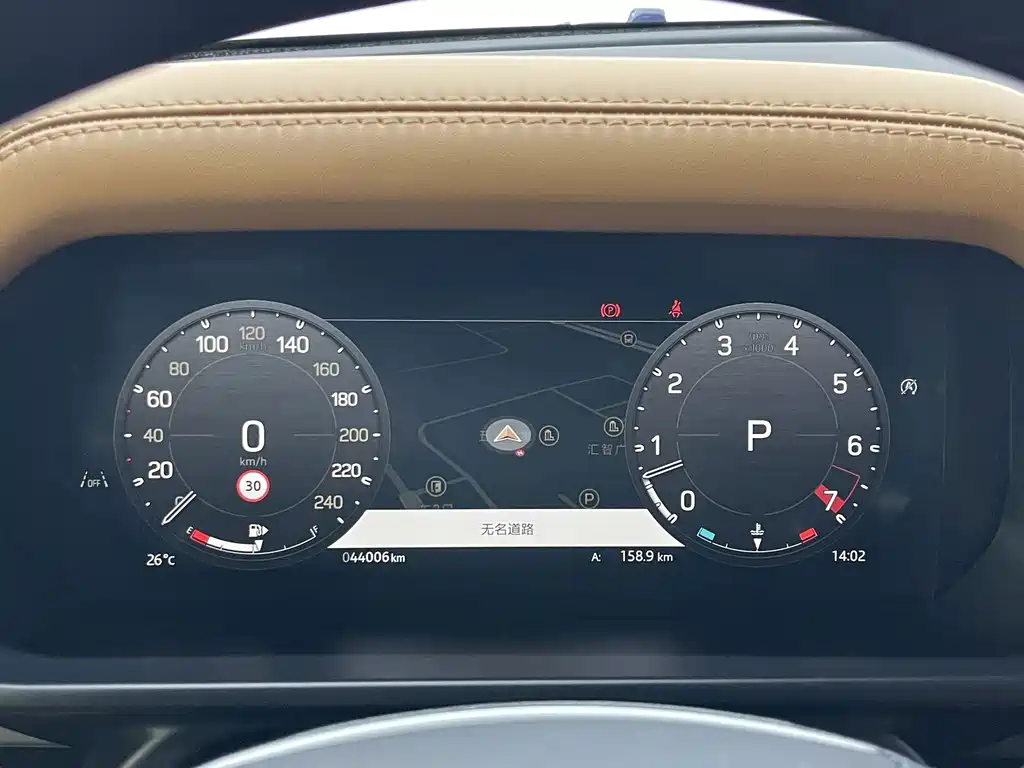 Land Rover Defender — миниатюра 9