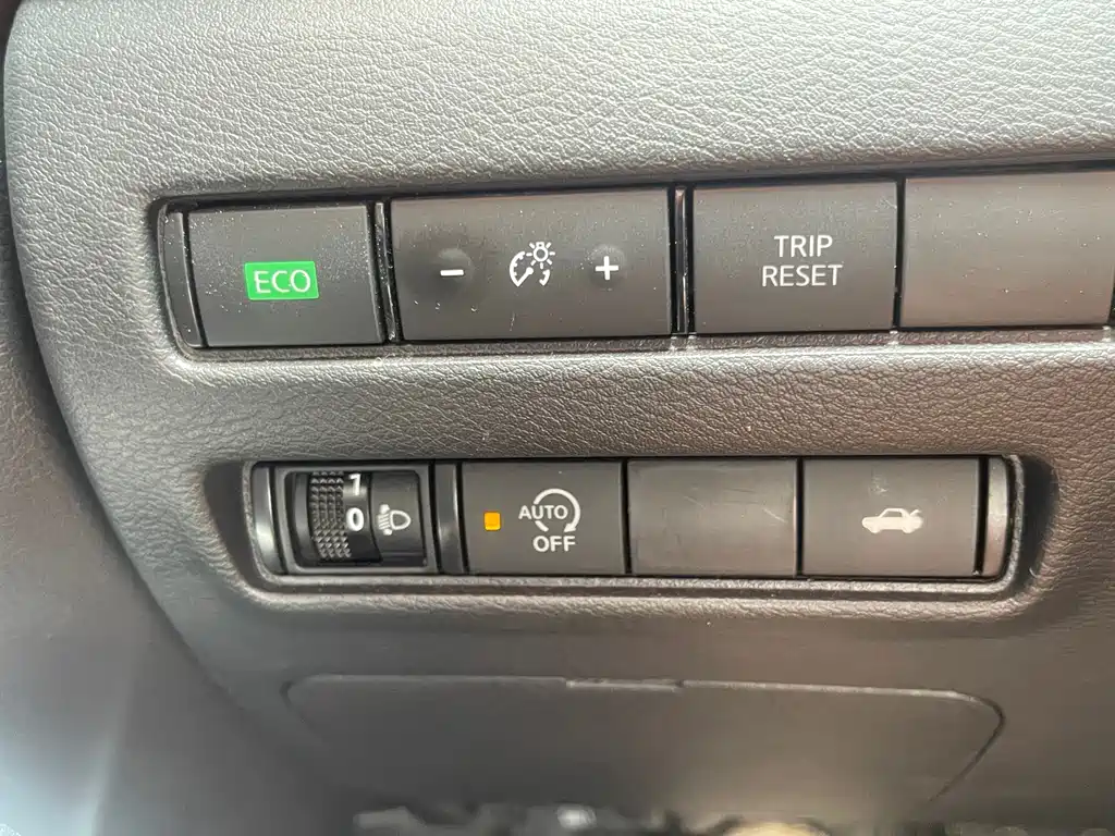 Nissan Sylphy — миниатюра 10