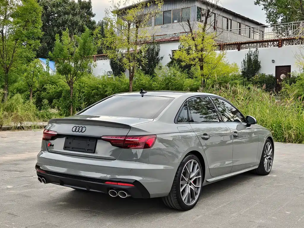 Audi S4 — миниатюра 7