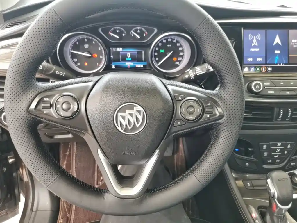 Buick Envision Plus — миниатюра 11