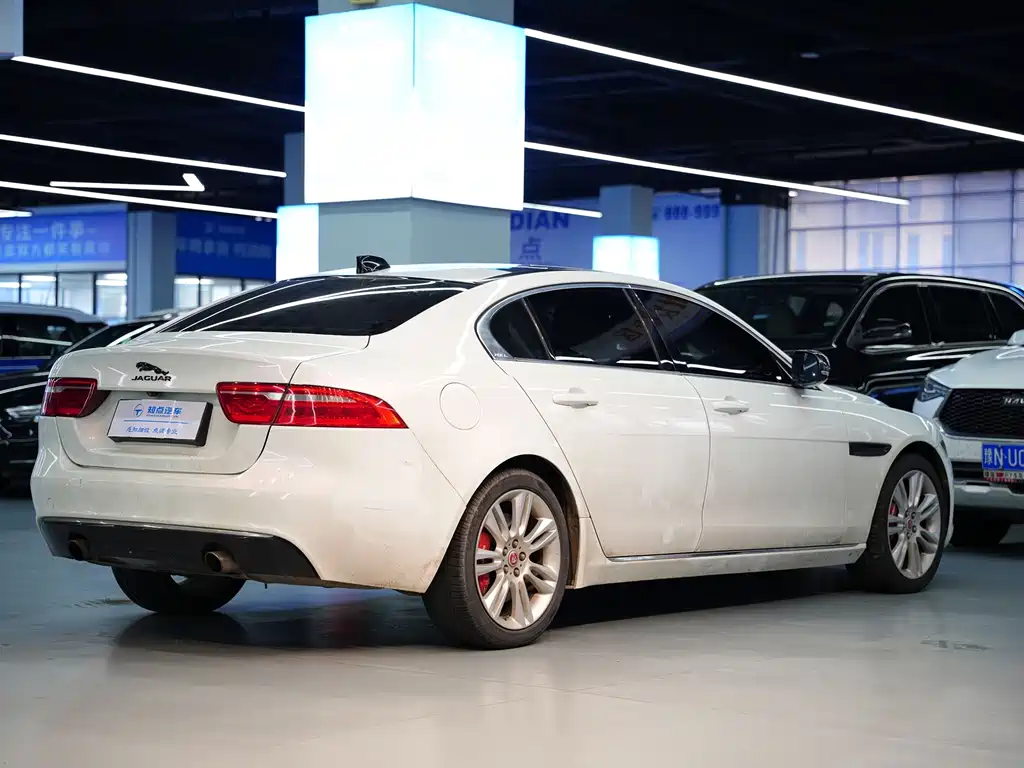 Jaguar XEL — миниатюра 23