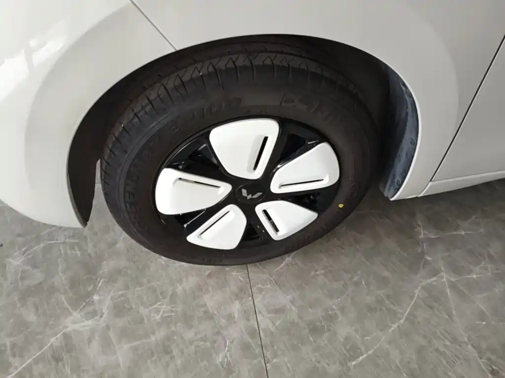 Wuling MINIEV — миниатюра 23
