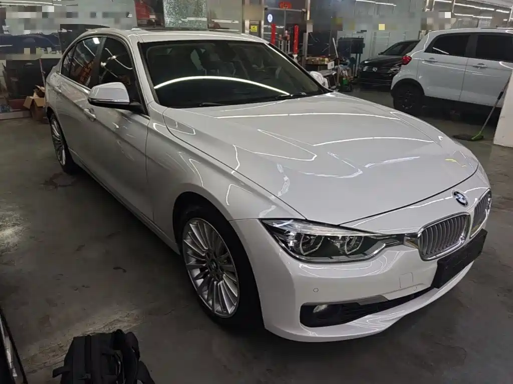 BMW 3 Series — миниатюра 4