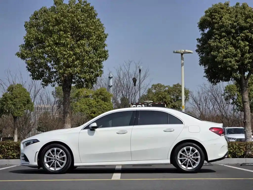 Mercedes-Benz A-Class — миниатюра 24