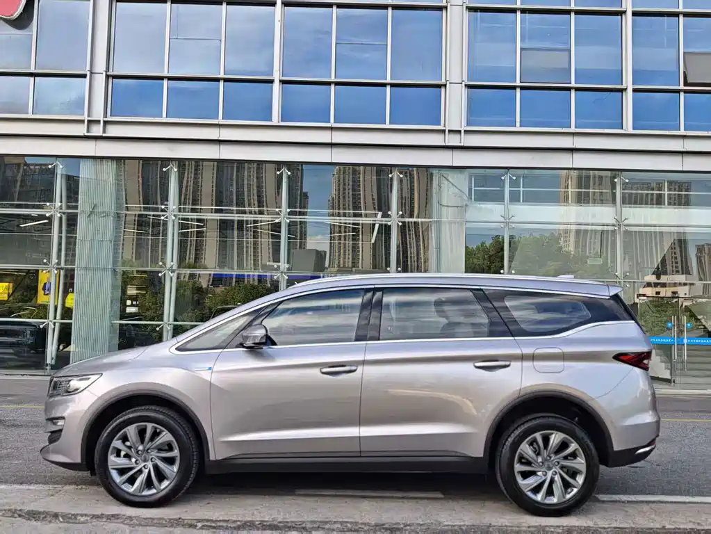Geely Jia Ji New Energy — миниатюра 4
