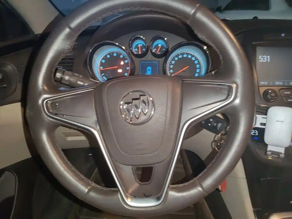 Buick Regal — миниатюра 3