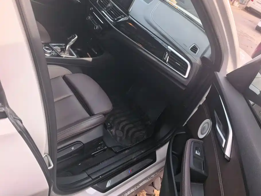 BMW 1 Series — миниатюра 8