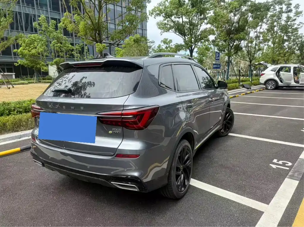 Roewe RX5 New Energy — миниатюра 8