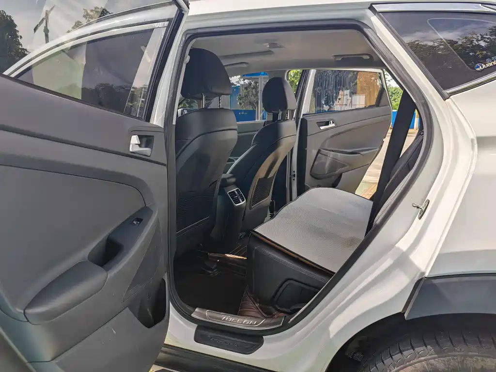 Hyundai Tucson — миниатюра 13