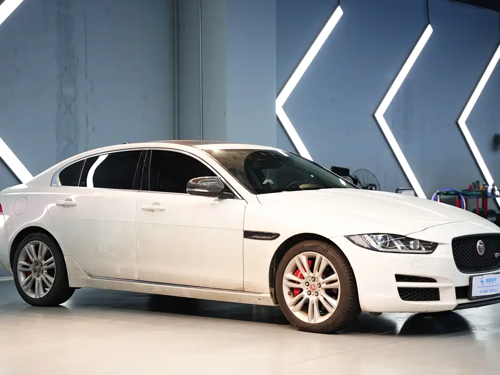 Jaguar XEL — миниатюра 3