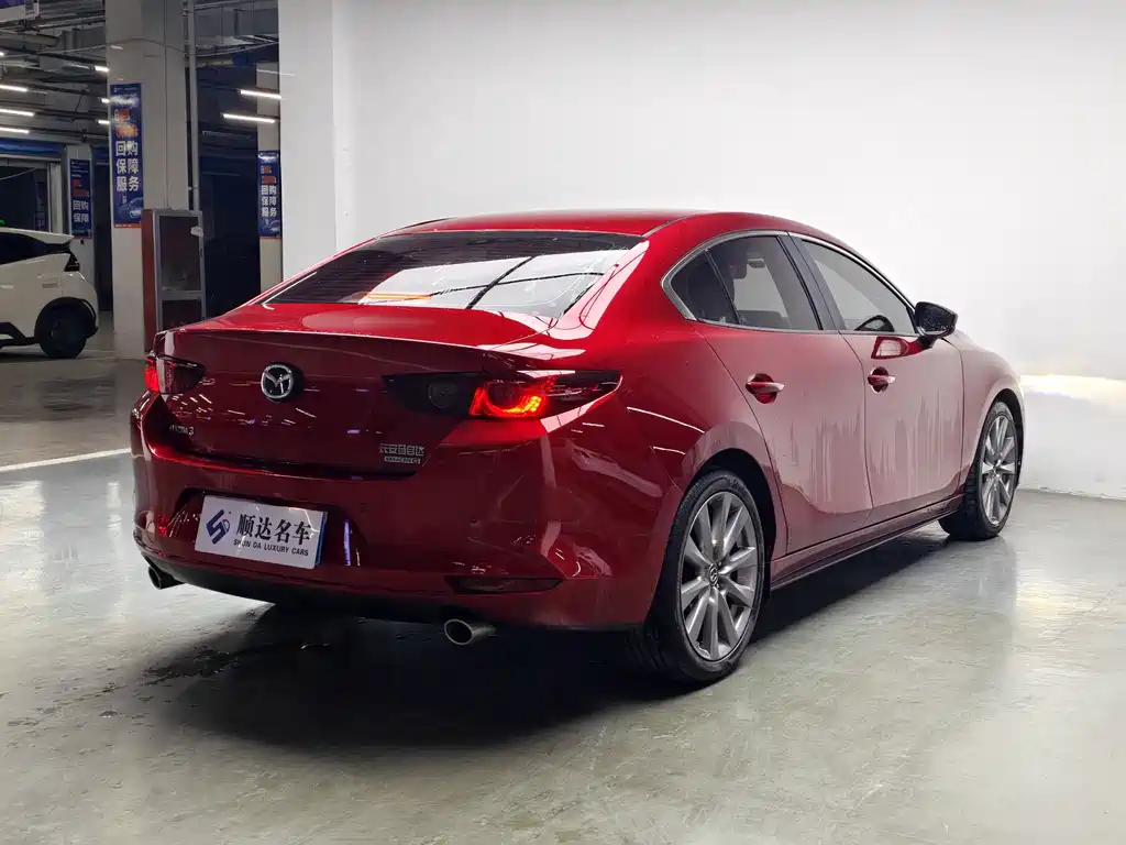 Mazda 3 Axela — миниатюра 11