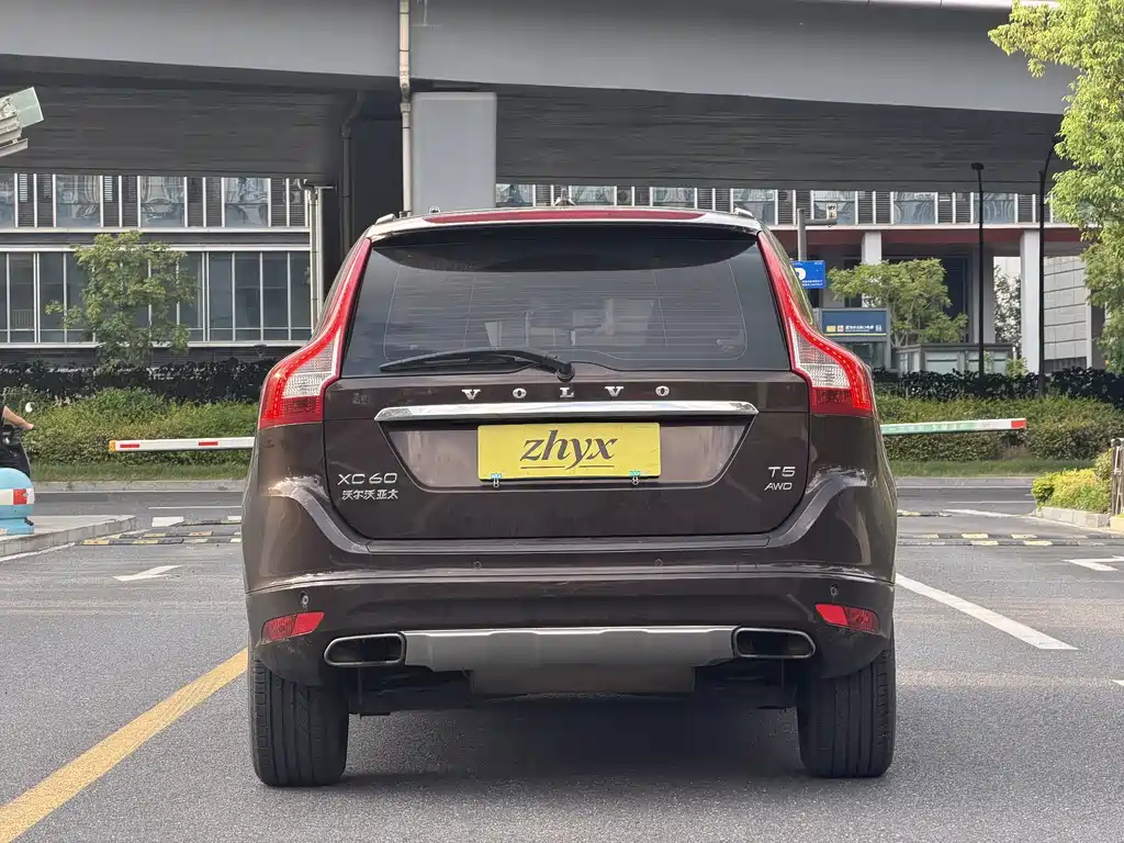 Volvo XC60 — миниатюра 6