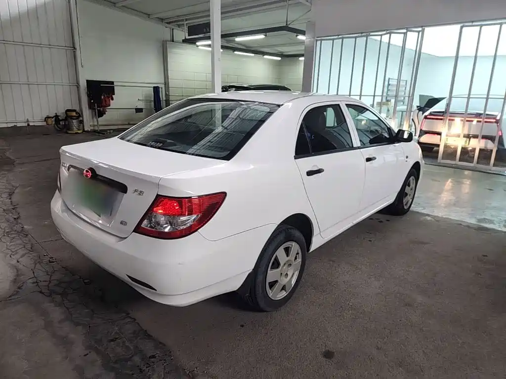BYD F3 — миниатюра 7