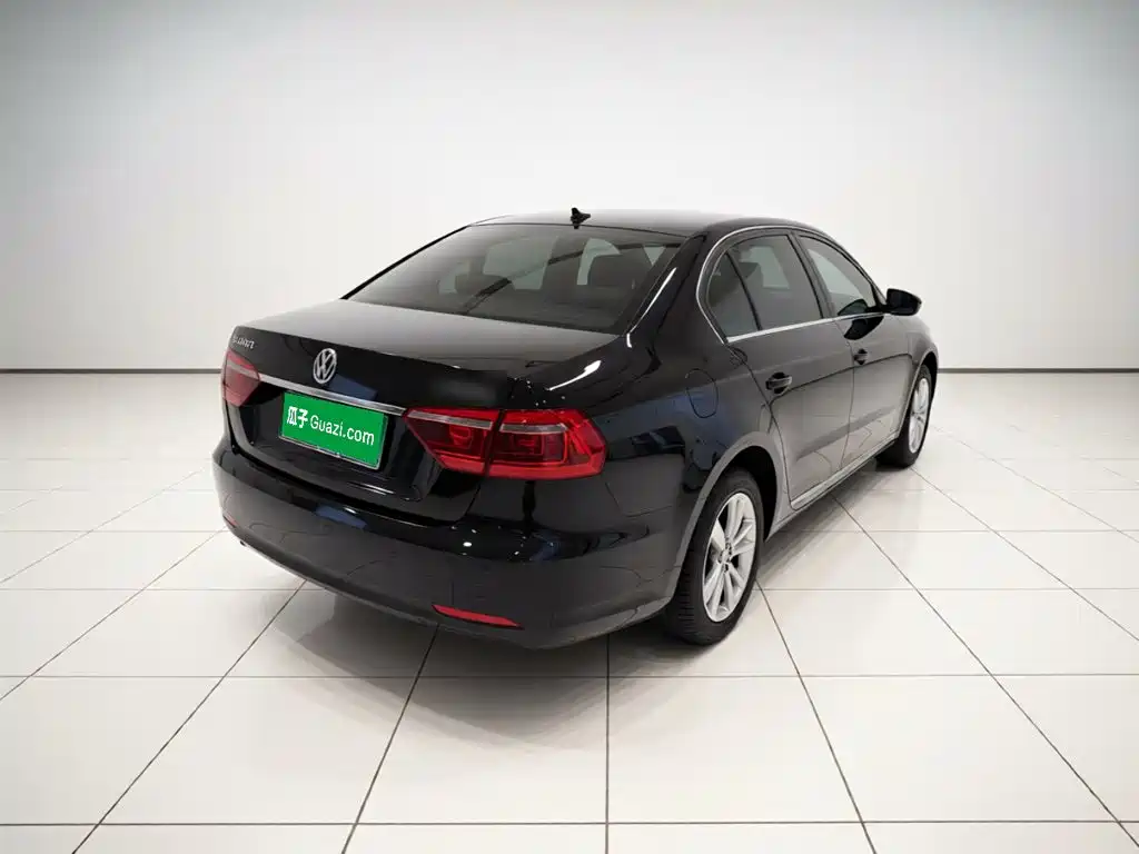 Volkswagen Lavida — миниатюра 4