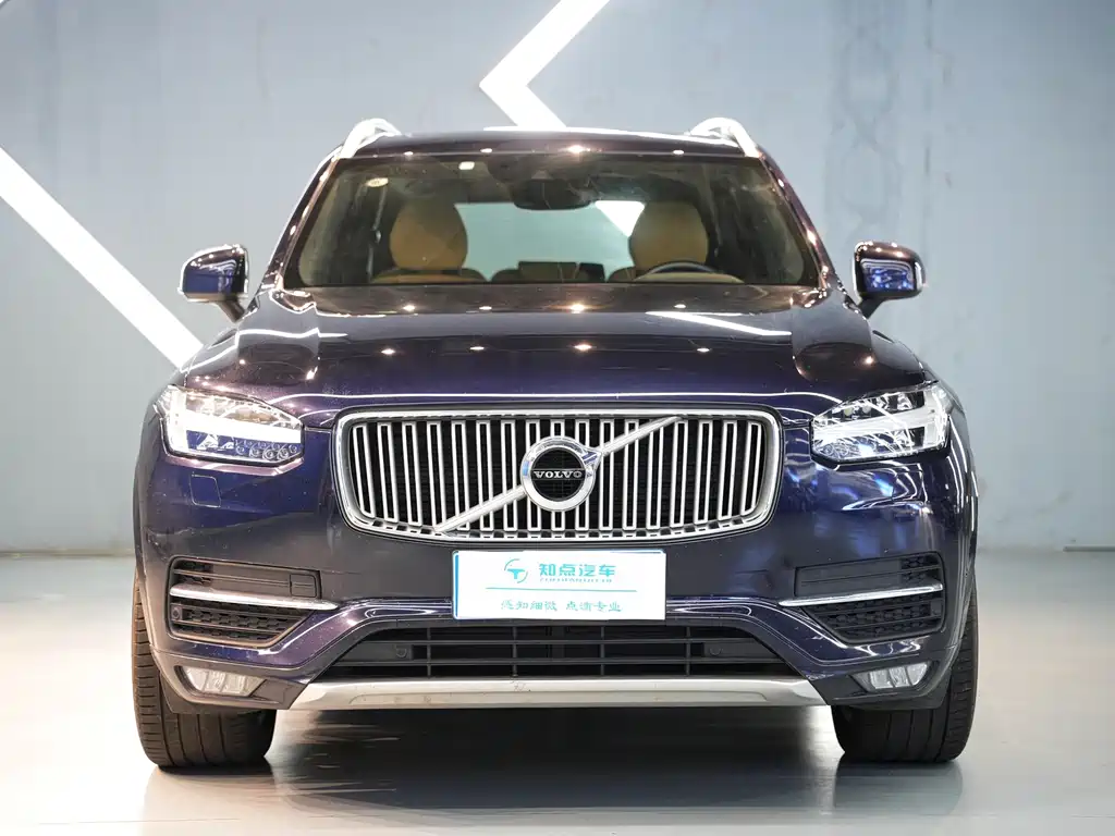 Volvo XC90 — миниатюра 2