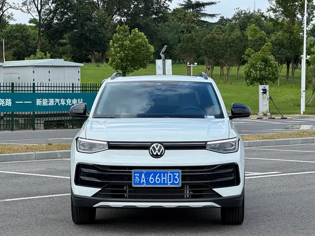 Volkswagen Tharu 2026 300TSI