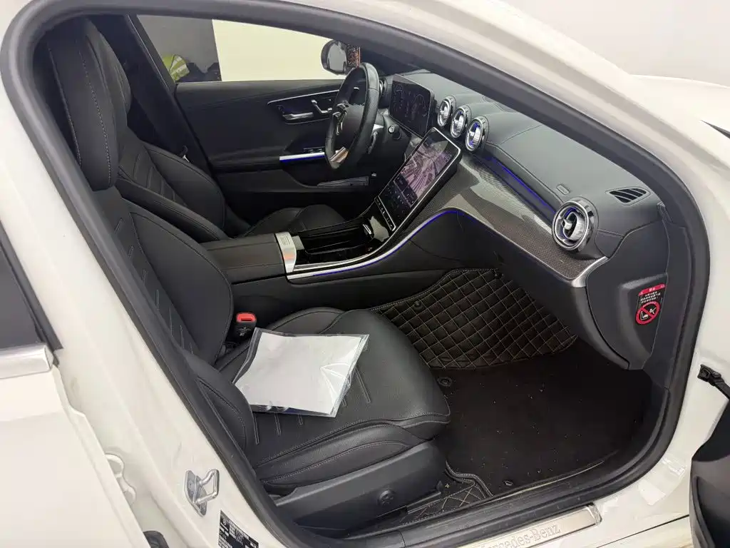 Mercedes-Benz C-Class — миниатюра 5