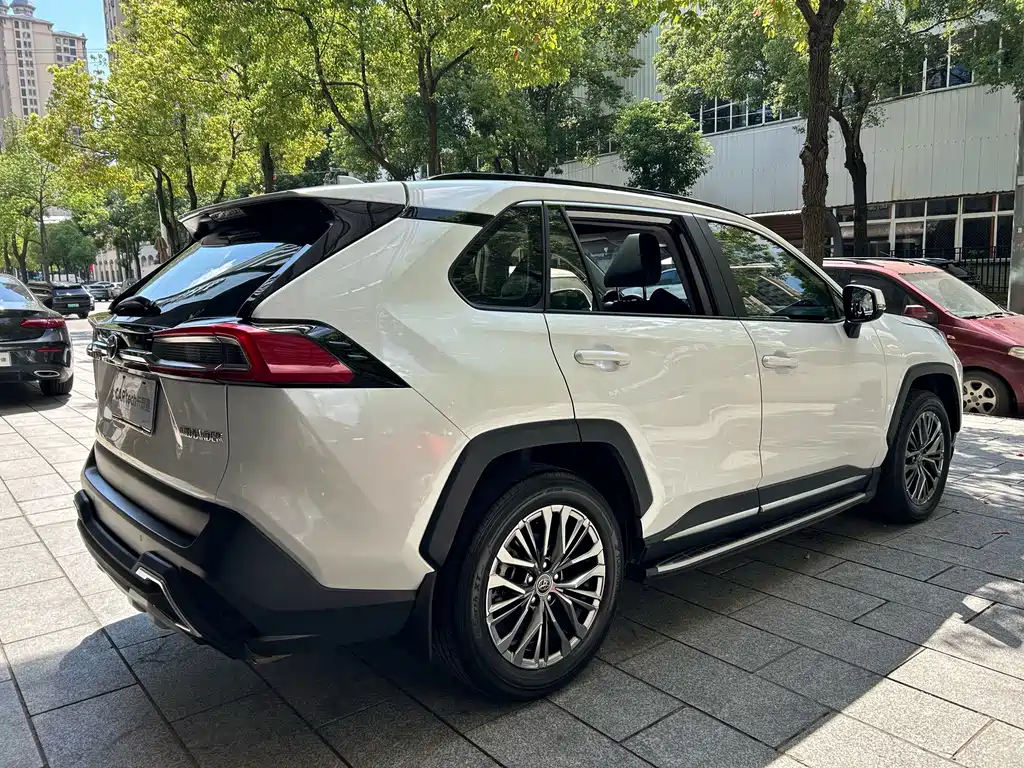 Toyota Wildlander — миниатюра 14