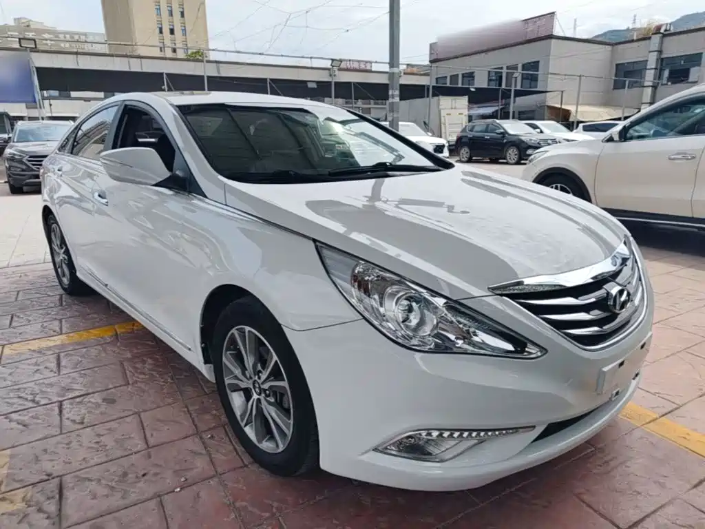 Hyundai Sonata — миниатюра 4