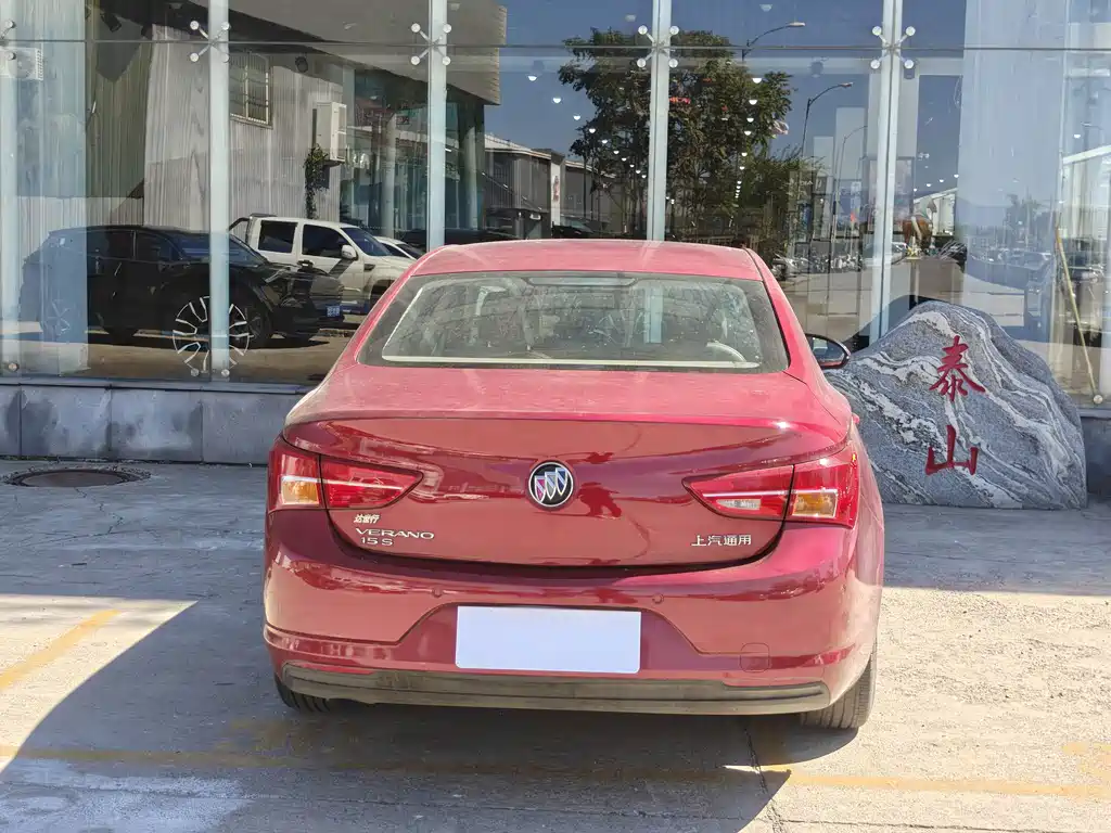Buick Verano — миниатюра 13