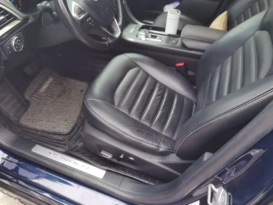 Ford Mondeo — миниатюра 9