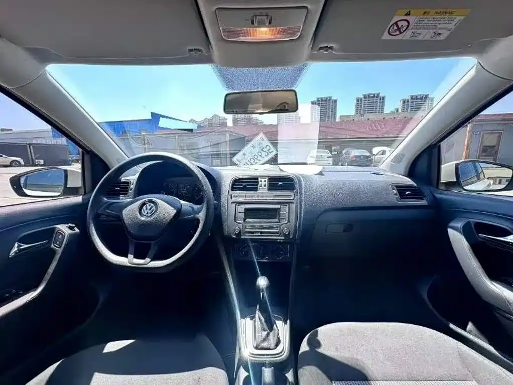 Volkswagen Polo — миниатюра 9