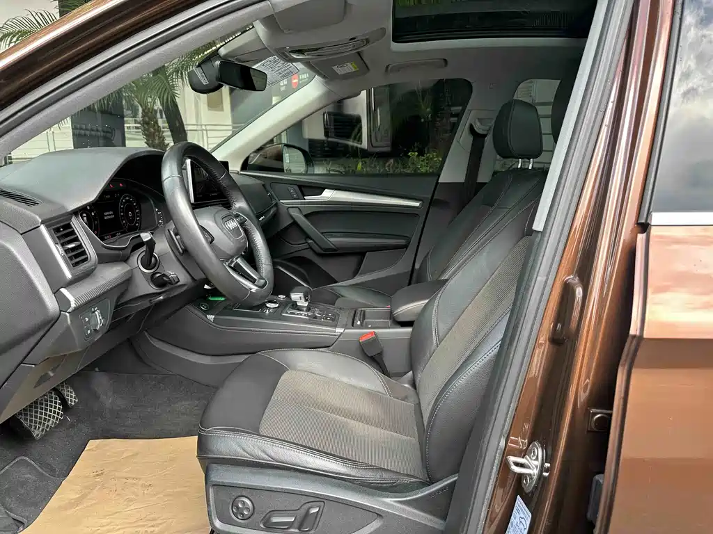 Audi Q5L — миниатюра 24