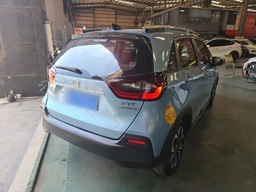 Honda Fit — миниатюра 7