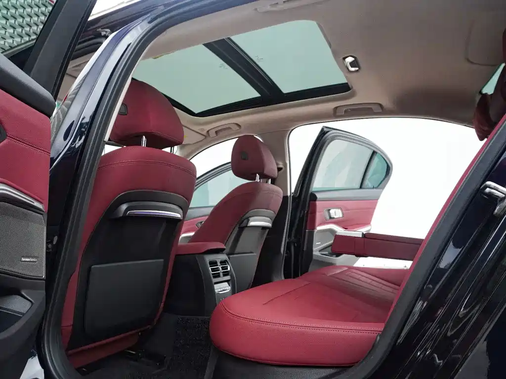 BMW 3 Series — миниатюра 26
