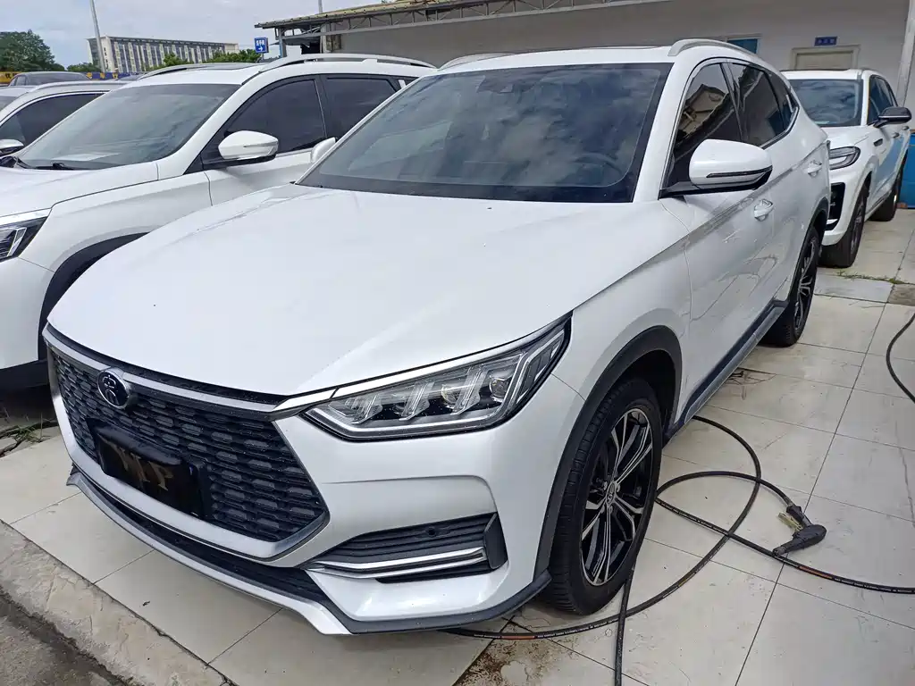 BYD PLUS