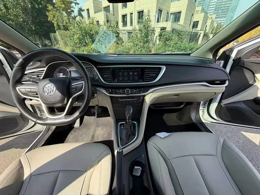 Buick Excelle — миниатюра 10