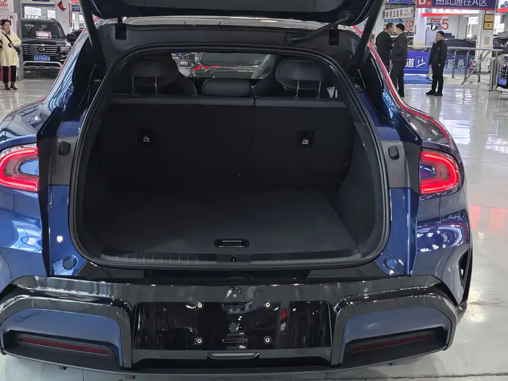 XIAOMI CAR XIAOMI YU7