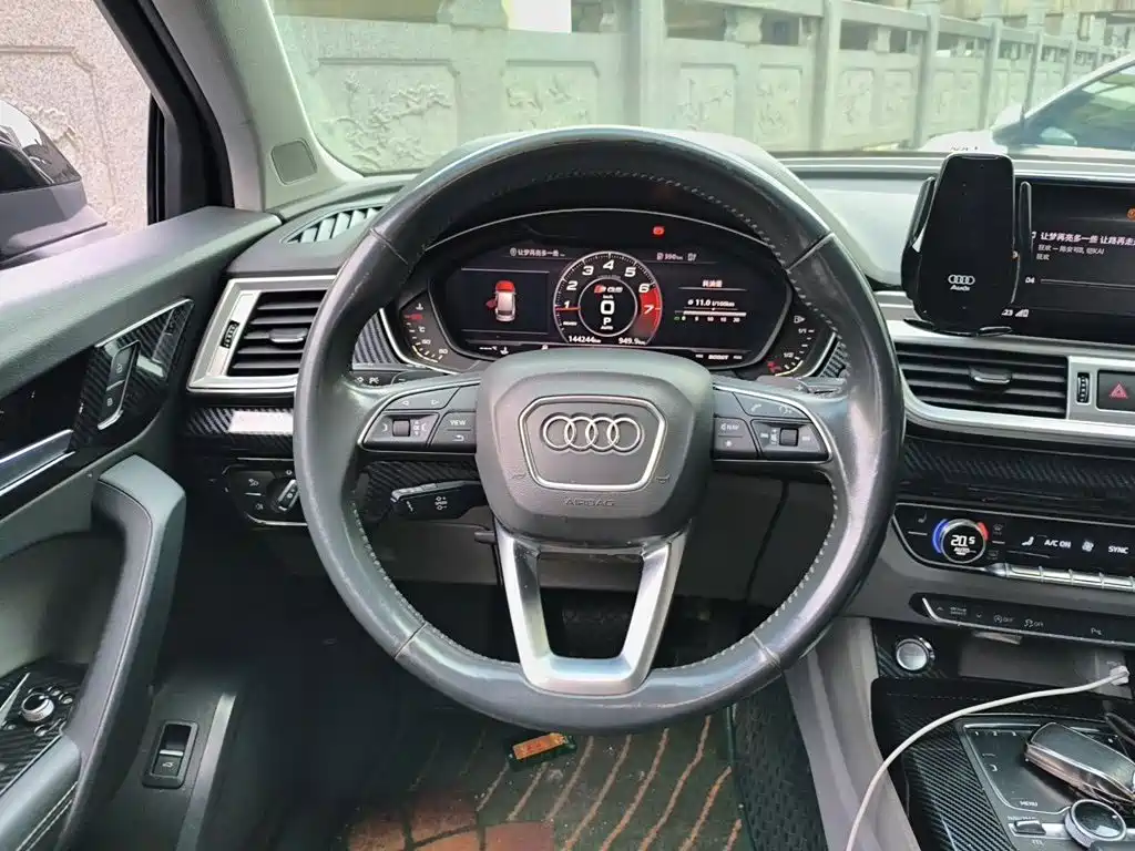 Audi Q5L — миниатюра 11