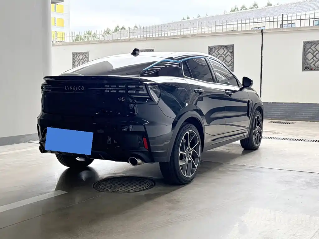 Lynk & Co 05 — миниатюра 5