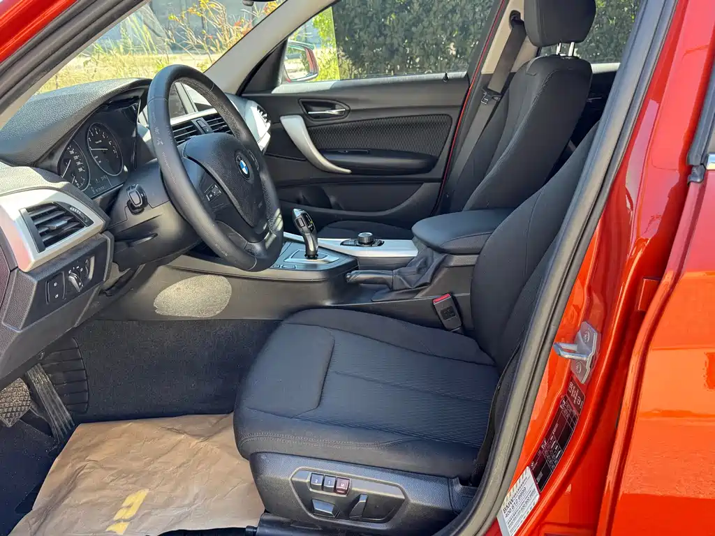BMW 1 Series (Import) — миниатюра 7
