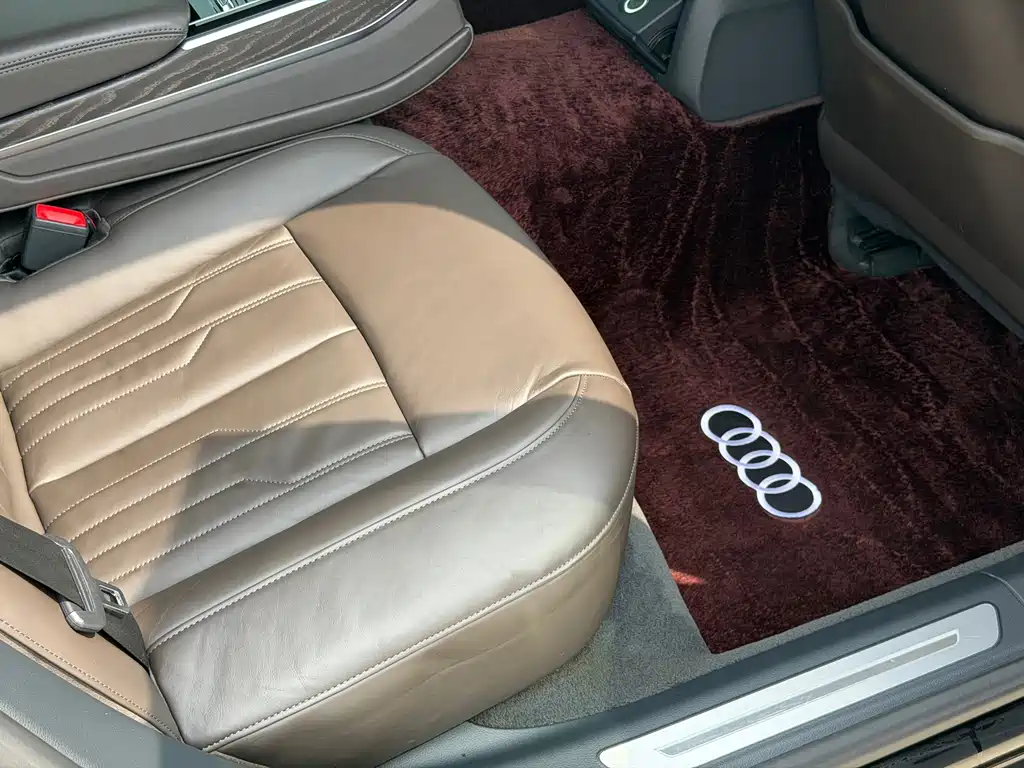 Audi A8 — миниатюра 15