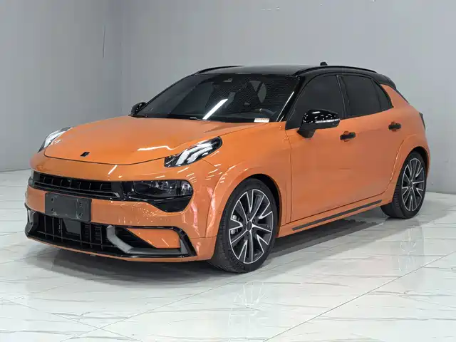2021 Lynk & Co 02