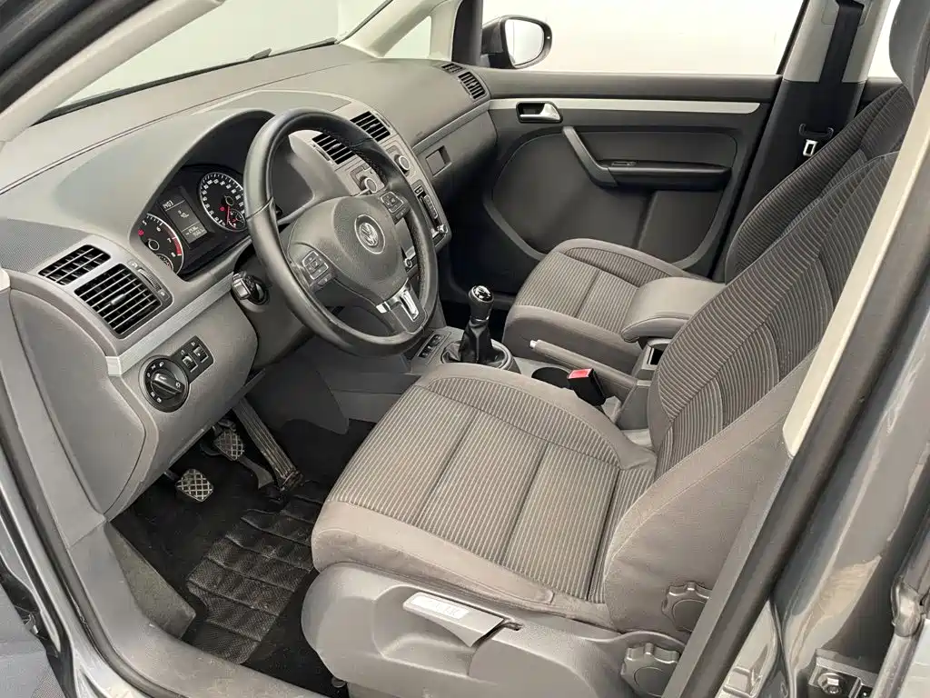 Volkswagen Touran — миниатюра 6